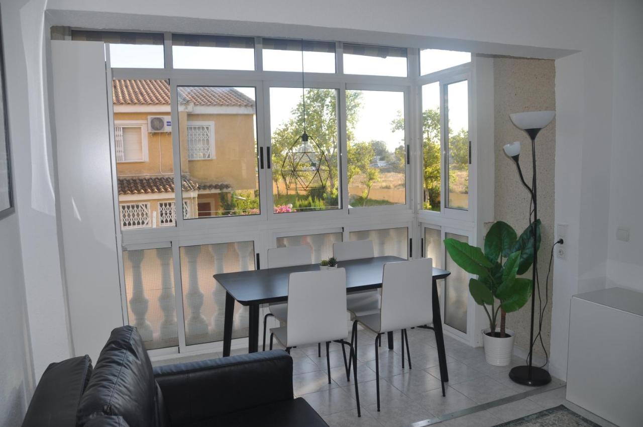 Apartamento Con Piscina Y Parking El Campello Eksteriør billede