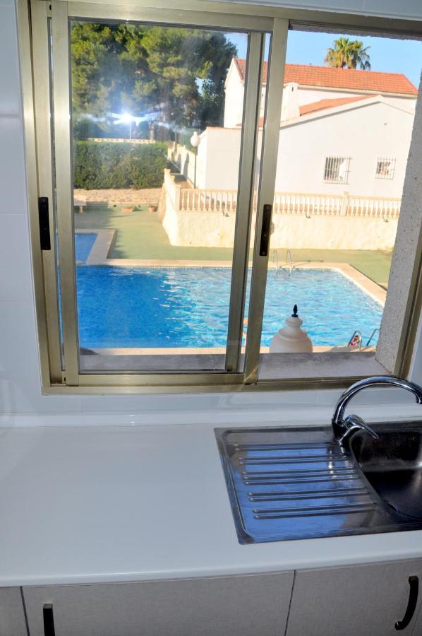 Apartamento Con Piscina Y Parking El Campello Eksteriør billede
