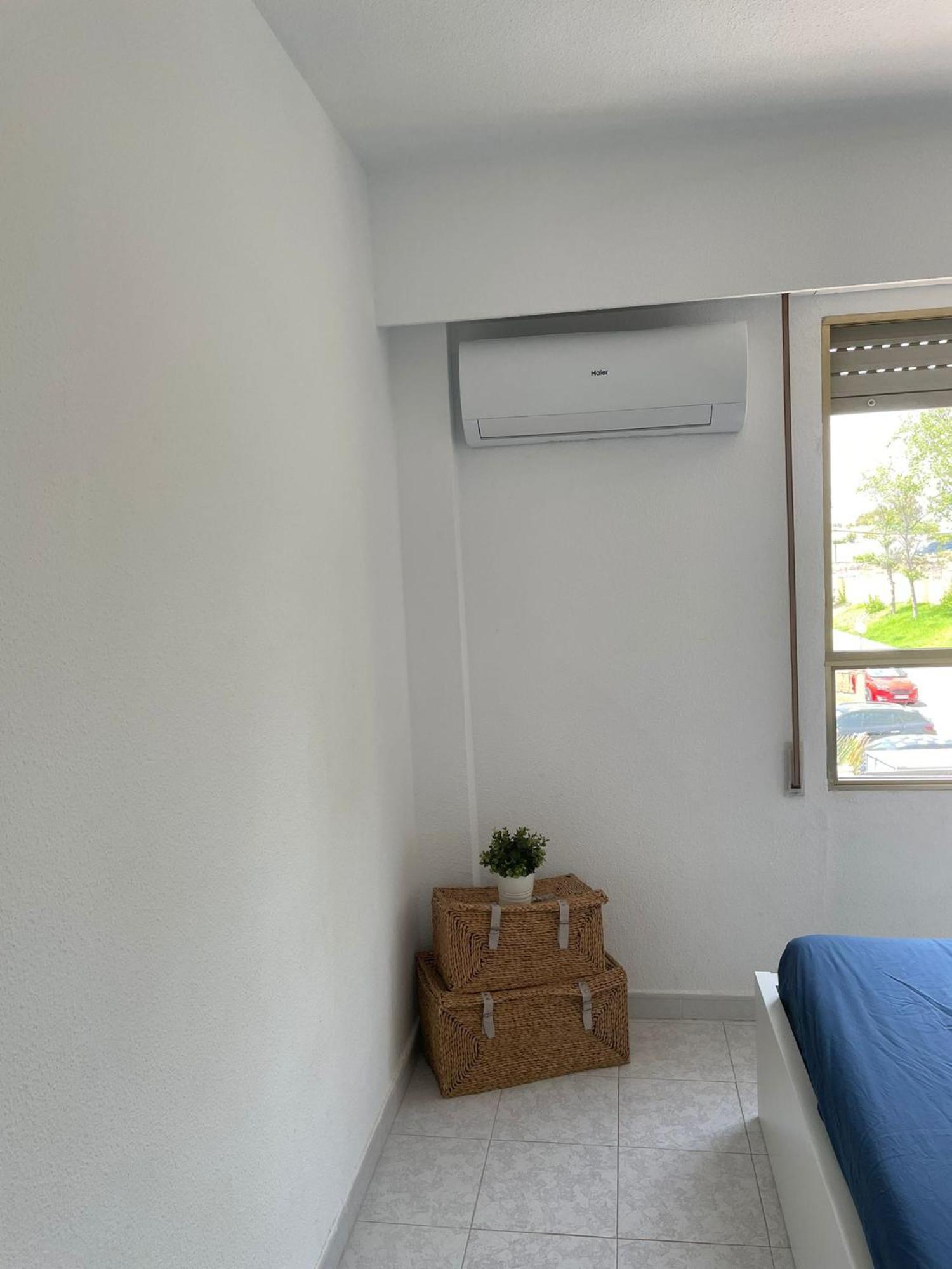 Apartamento Con Piscina Y Parking El Campello Eksteriør billede